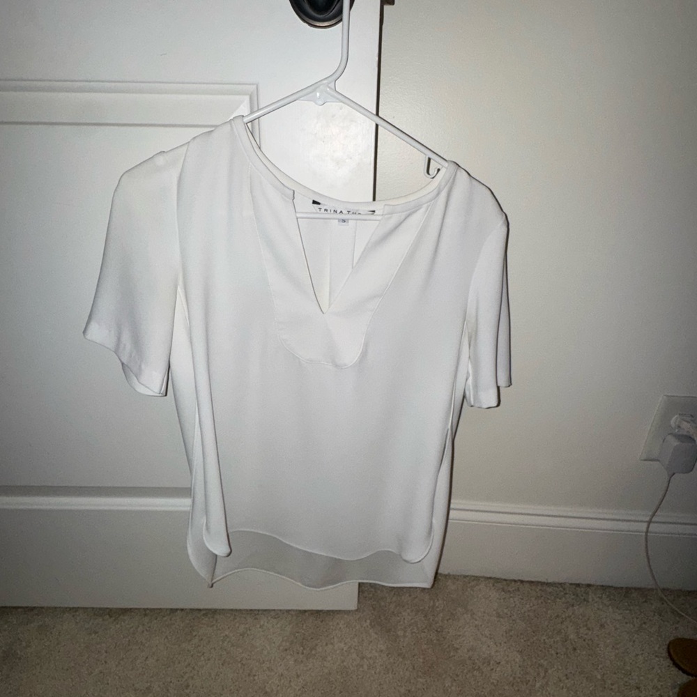 Trina Turk White Short Sleeve Blouse